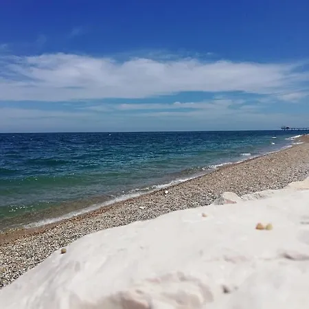 Mia Bed & Breakfast 3*