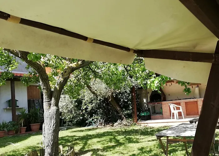 Alojamento de Acomodação e Pequeno-almoço Mia 3*